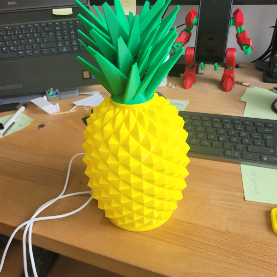 Ananas Lamba - Ananas Lamp 3 Ananas Lamba - Ananas Lamp 3